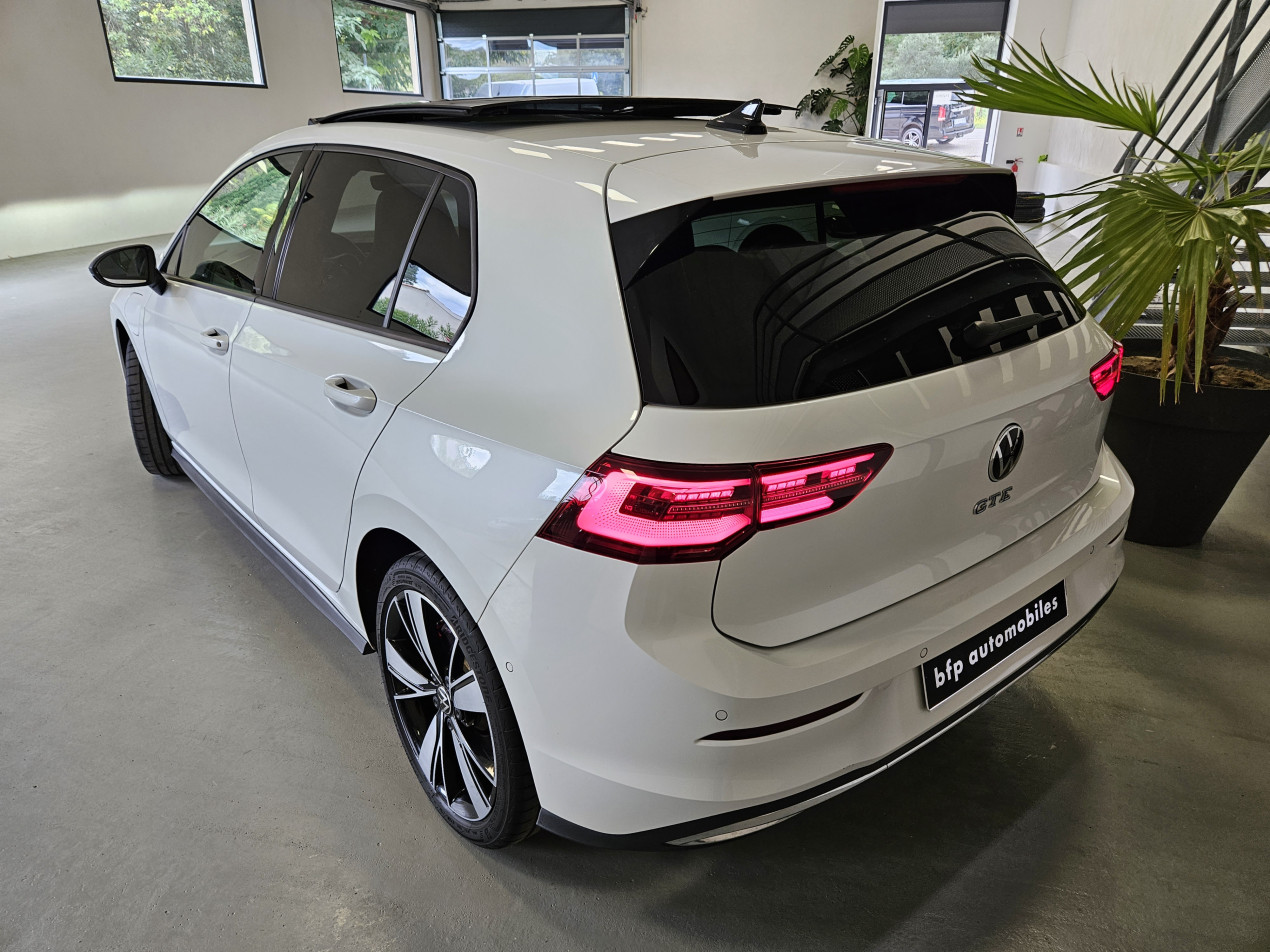 Volkswagen GOLF 8 GTE 245ch Hybride - Blanc nacré