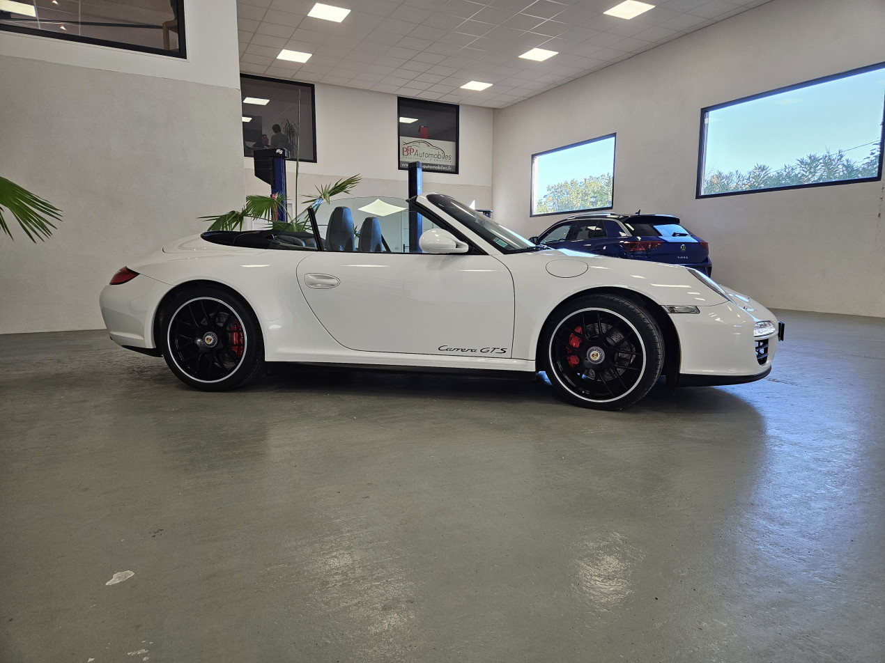 Porsche 911 997 Carrera GTS Cabrio