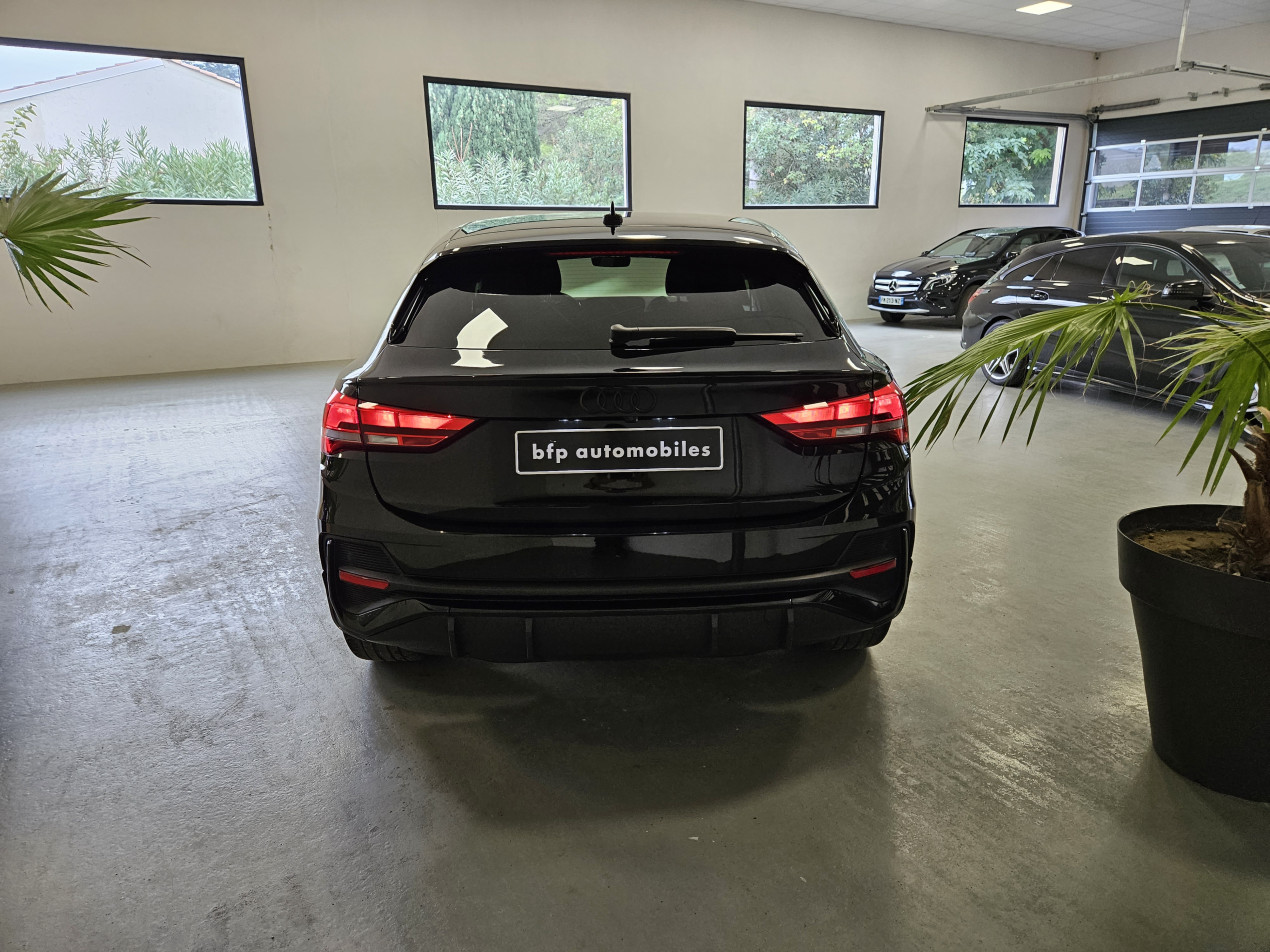 Audi Q3 Sportback 35 TFSI Full Black